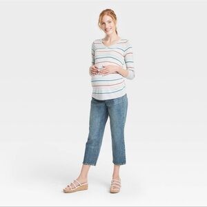 Isabel Maternity by Ingrid & High Rise 26.5" Crop Jeans Heavyweight